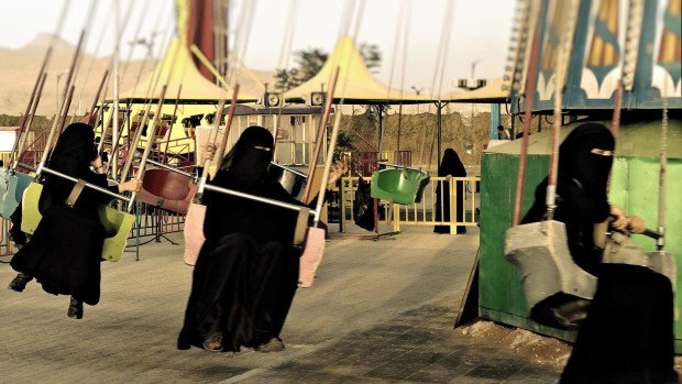 Μια διαφορετική Υεμένη μακριά από τον πόλεμο -Νεαρή φωτογράφος αποκαλύπτει το άλλο πρόσωπο της πολύπαθης πρωτεύουσας [εικόνες] | iefimerida.gr 4