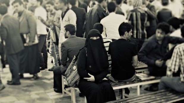 Μια διαφορετική Υεμένη μακριά από τον πόλεμο -Νεαρή φωτογράφος αποκαλύπτει το άλλο πρόσωπο της πολύπαθης πρωτεύουσας [εικόνες] | iefimerida.gr 9