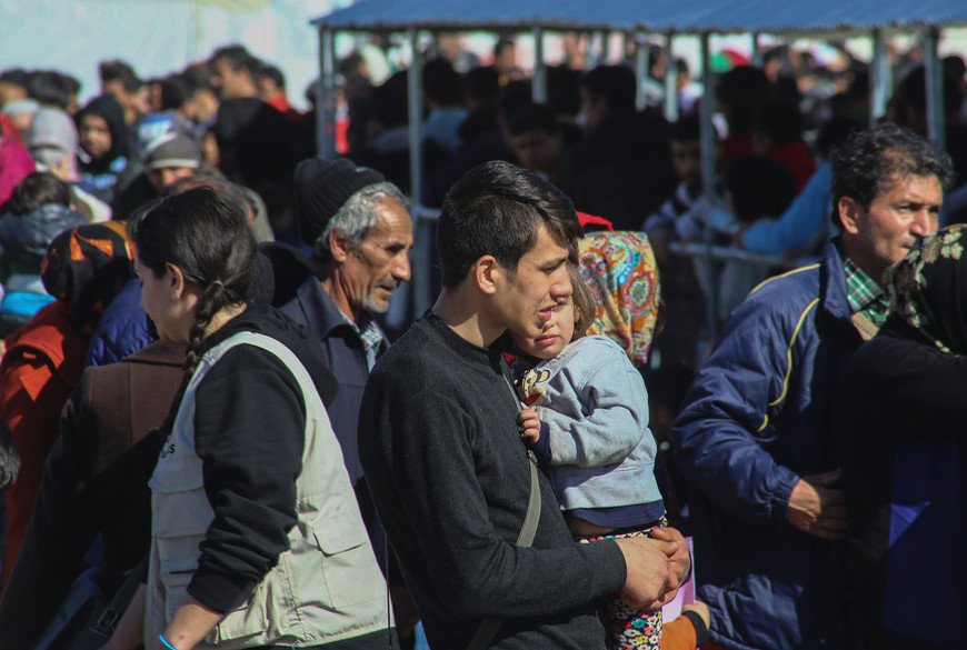 Χάος στην Ειδομένη -500 πρόσφυγες προσπάθησαν να σπάσουν τον κλοιό | iefimerida.gr 11