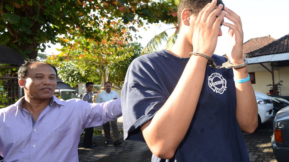 Νεκρή, μισόγυμνη μέσα σε βαλίτσα βρέθηκε γυναίκα σε πεντάστερο ξενοδοχείο [εικόνες] | iefimerida.gr 1