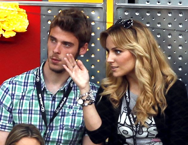 Τα καυτά κορίτσια του Μουντιάλ -Οι 5 WAGs που θα κλέψουν την παράσταση στη Βραζιλία [εικόνες] | iefimerida.gr 1