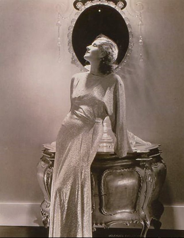 Οι πρώτες φωτογραφίες μόδας του 1900 -Ο φωτογράφος που λάτρεψε η Ντίντριχ [εικόνες] | iefimerida.gr 2
