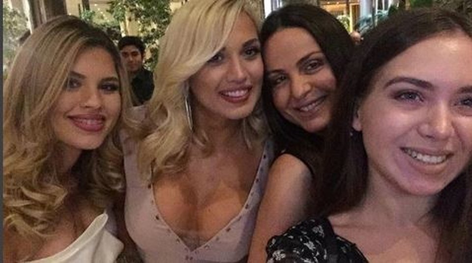 Η βάφτιση της χρονιάς στη Ρόδο -Ηταν κυριολεκτικά όλη η σόουμπιζ εκεί [εικόνες] | iefimerida.gr 0