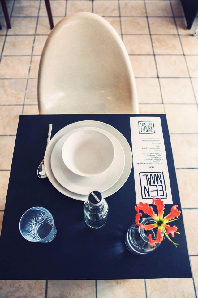 Ιδού το πρώτο εστιατόριο που σερβίρει μοναχικούς θαμώνες -Δεν επιτρέπονται φίλοι, ζευγάρια και... φλυαρίες [εικόνες] | iefimerida.gr 1