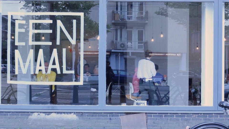 Εστιατόριο για ένα άτομο στο Αμστερνταμ [εικόνες] | iefimerida.gr 0