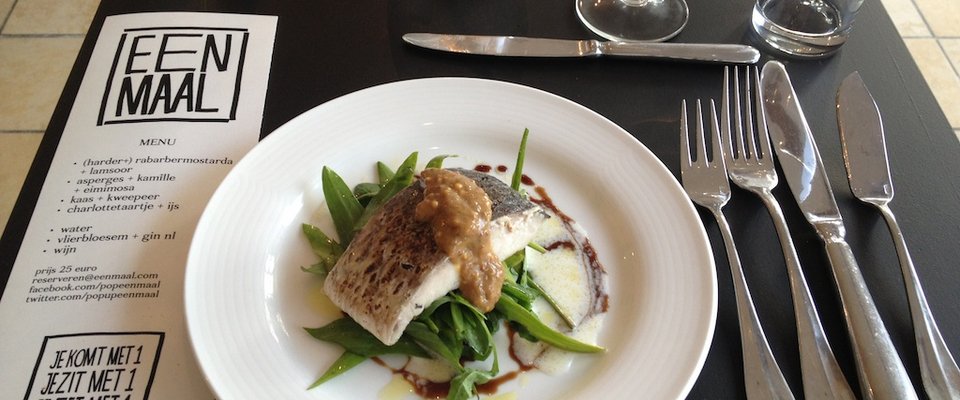 Ιδού το πρώτο εστιατόριο που σερβίρει μοναχικούς θαμώνες -Δεν επιτρέπονται φίλοι, ζευγάρια και... φλυαρίες [εικόνες] | iefimerida.gr 2