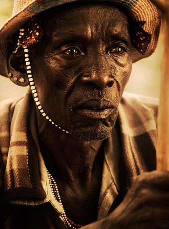 Φυλή Ομο της Αιθιοπίας: Τελετές όπου το αίμα και διασκέδαση πάνε χέρι-χέρι [εικόνες]  | iefimerida.gr 8