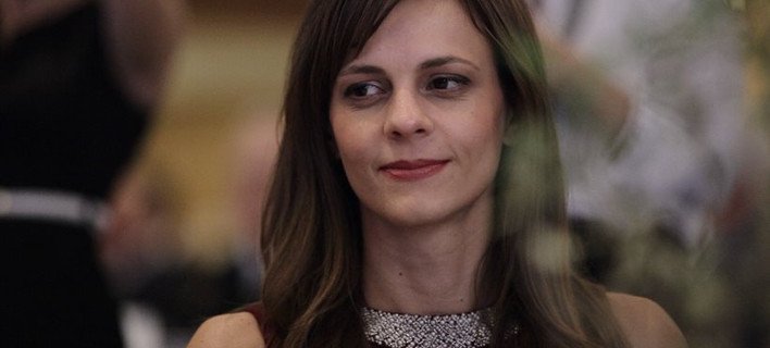 «Μοντελάκι» η Εφη Αχτσιόγλου στο δείπνο με τον Μοσκοβισί [εικόνες] | iefimerida.gr 3