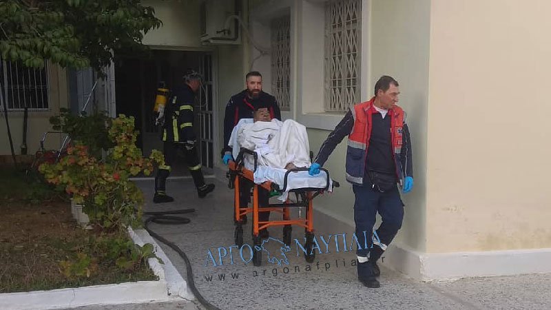 Φωτιά στο γηροκομείο Αργους -Εκκενώθηκε το κτίριο! [εικόνες] | iefimerida.gr 2