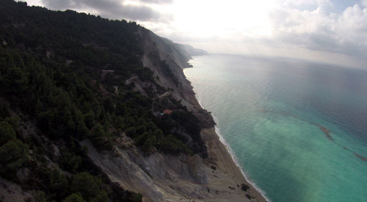 Εγκρεμνοί, 31 Μαΐου 2016: Εικόνες που προκαλούν ανησυχία [βίντεο] | iefimerida.gr 7