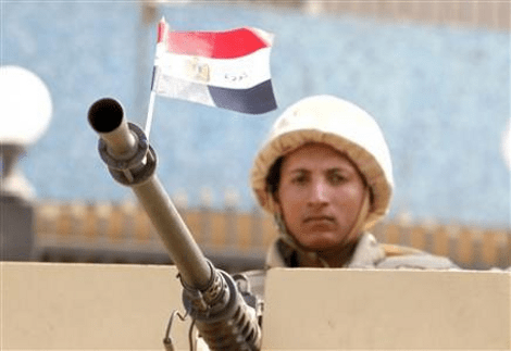 Βουτηγμένη στο αίμα η «νέα εποχή» στην Αίγυπτο – 36 νεκροί και περισσότεροι από 1.000 τραυματίες [εικόνες] | iefimerida.gr 1