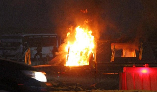 Χάος στην Αίγυπτο: 40 φίλαθλοι νεκροί μετά από συγκρούσεις με την αστυνομία [εικόνες]  | iefimerida.gr 3