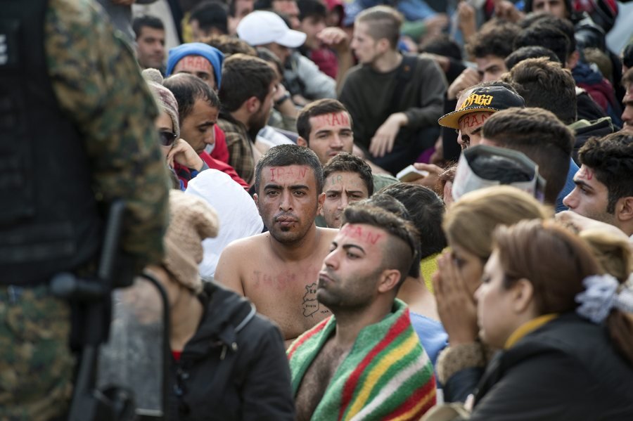 Σοβαρή η κατάσταση με τους μετανάστες στην Ειδομένη -Συνεχίζουν την απεργία πείνας [εικόνες] | iefimerida.gr 6