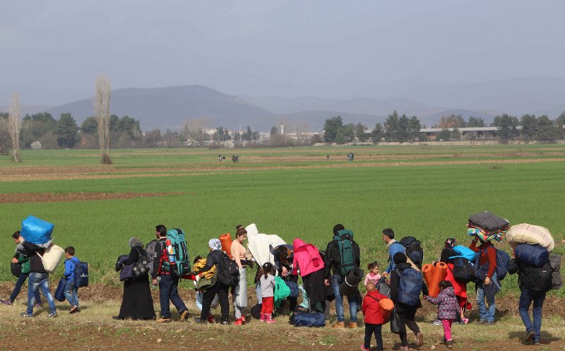 Νέα ένταση στην Ειδομένη -Πάνω από 9.000 μετανάστες και πρόσφυγες στον καταυλισμό [εικόνες] | iefimerida.gr 1
