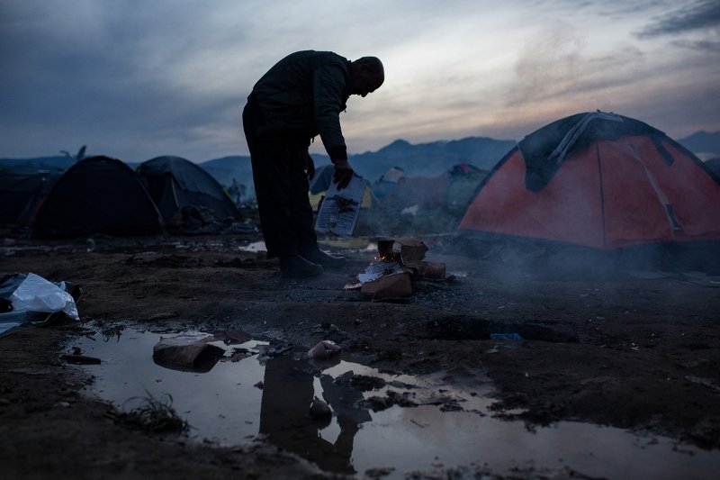 Λασπότοπος η Ειδομένη: 70 παιδιά στα νοσοκομεία με λοιμώξεις [εικόνες] | iefimerida.gr 2