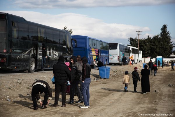 Δραματική η κατάσταση στην Ειδομένη: 5.000 πρόσφυγες στο έλεος του χειμώνα [εικόνες] | iefimerida.gr 0
