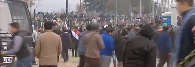 Ειδομένη: Μια πληροφορία ότι ανοίγουν τα σύνορα για όλους προκάλεσε ένταση [εικόνες] | iefimerida.gr 2