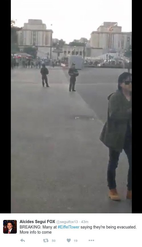 Εκκένωση στον Πύργο του Αϊφελ –Λόγω ύποπτου πακέτου [εικόνες & βίντεο] | iefimerida.gr 1