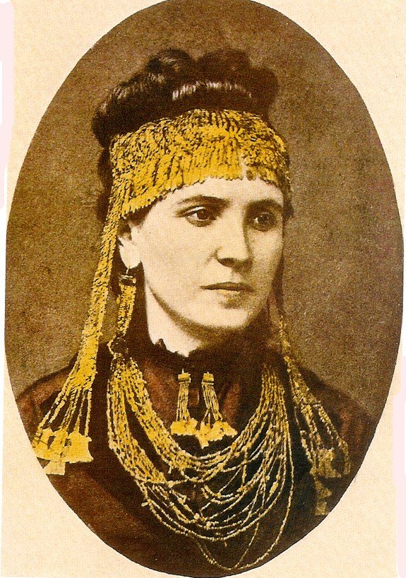 Ευρήματα του Ερρίκου Σλήμαν από την Τροία στο Εθνικό Αρχαιολογικό Μουσείο: Αγγεία & ειδώλια [εικόνες]  | iefimerida.gr 3