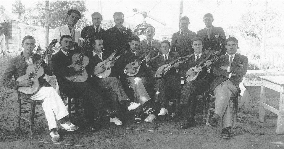 Το Δημοτικό Θέατρο Πειραιά τιμά τους πρόσφυγες του 1922 [πρόγραμμα & εικόνες]  | iefimerida.gr 2