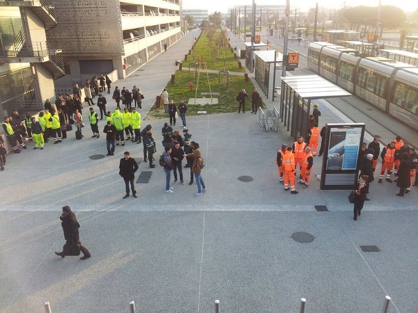Λήξη συναγερμού στην Τουλούζη -Νωρίτερα, είχε εκκενωθεί το αεροδρόμιο [εικόνες & βίντεο] | iefimerida.gr 0