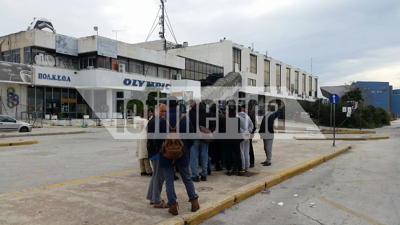 Απεργία πείνας ξεκινούν οι πρόσφυγες στο Ελληνικό [εικόνες] | iefimerida.gr 0