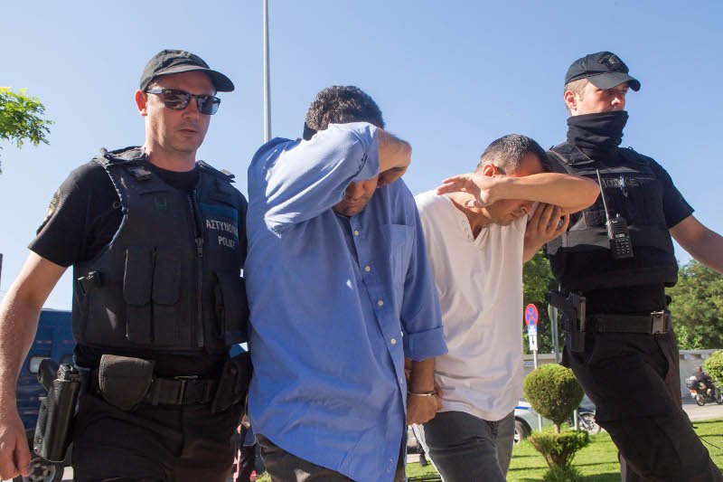 Στον εισαγγελέα οι 8 Τούρκοι στρατιωτικοί -«Δεν ξέραμε ότι γίνεται πραξικόπημα», λένε [εικόνες] | iefimerida.gr 2