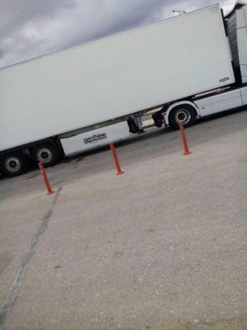 Πάτρα: Νεκρός Αφγανός παρασύρθηκε από νταλίκα -Πήγε να κρυφτεί σε φορτηγό για να πάει Ιταλία [εικόνες] | iefimerida.gr 0