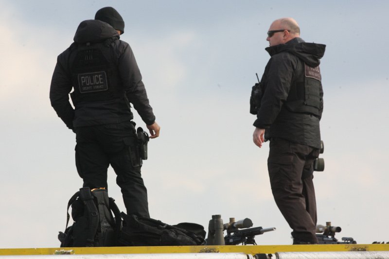 Με το δάχτυλο στη σκανδάλη -Οι ελεύθεροι σκοπευτές της ΕΚΑΜ και των μυστικών υπηρεσιών σκιά του Ομπάμα [εικόνες] | iefimerida.gr 3