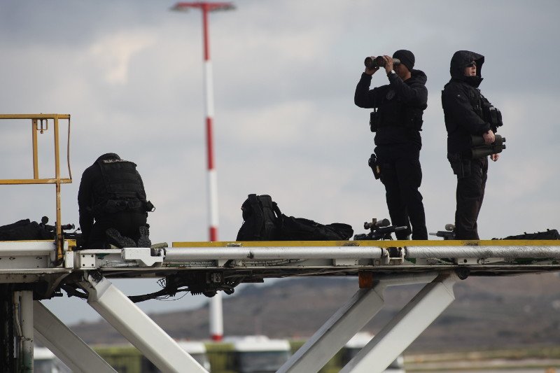 Με το δάχτυλο στη σκανδάλη -Οι ελεύθεροι σκοπευτές της ΕΚΑΜ και των μυστικών υπηρεσιών σκιά του Ομπάμα [εικόνες] | iefimerida.gr 7