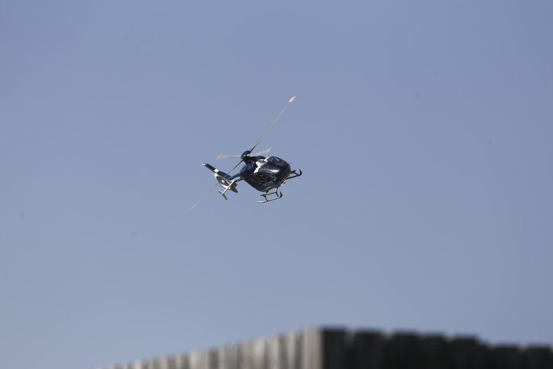 Σαν σε σκηνές από ταινία του Χόλιγουντ -Στην επίδειξη των ΕΚΑΜ με τη λεωφορειοπειρατεία [εικόνες] | iefimerida.gr 8