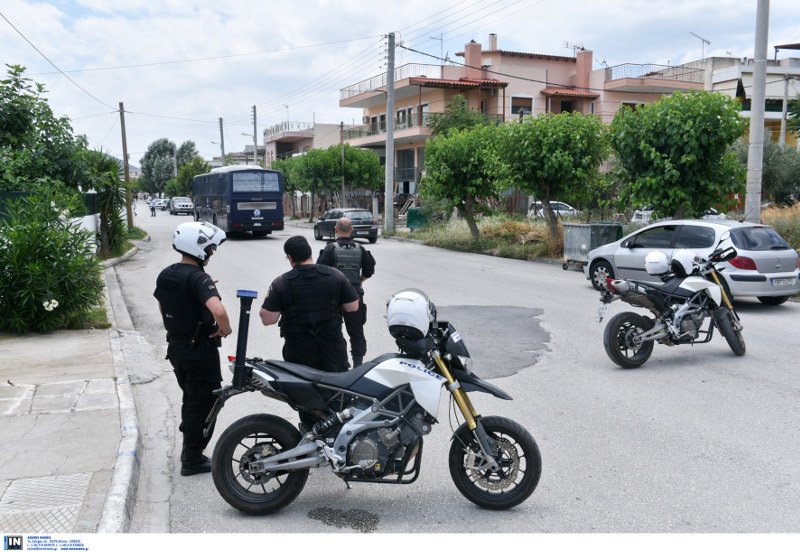 Εφοδος της ΕΛ.ΑΣ. σε καταυλισμό Ρομά, για να βρεθεί ο δράστης που ευθύνεται για τον θάνατο του 11χρονου [εικόνες] | iefimerida.gr 2
