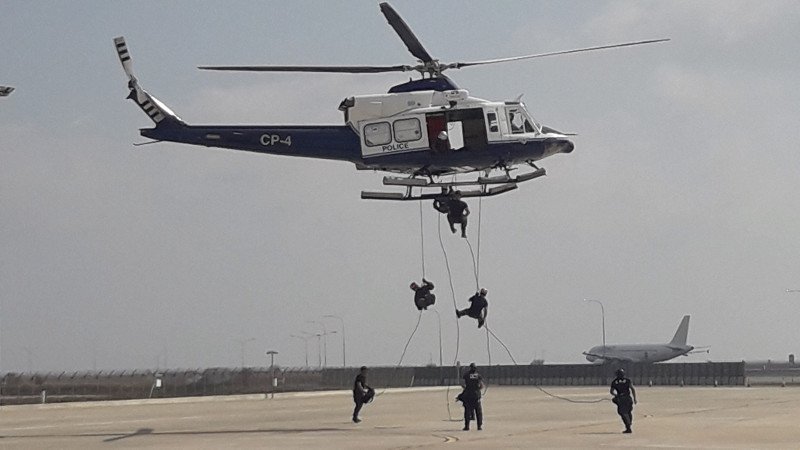 Οι επίλεκτοι της ΕΚΑΜ στην Κύπρο -Πώς αντιμετωπίζουν πιθανή πειρατεία [εικόνες & βίντεο] | iefimerida.gr 1