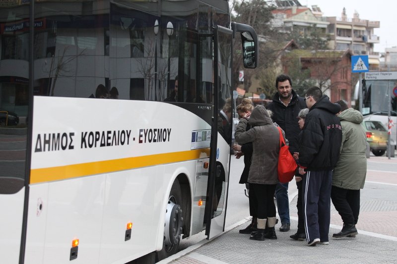 Κορδελιό: Η τεράστια επιχείρηση απομάκρυνσης των κατοίκων -Το 70% έφυγε [εικόνες] | iefimerida.gr 10