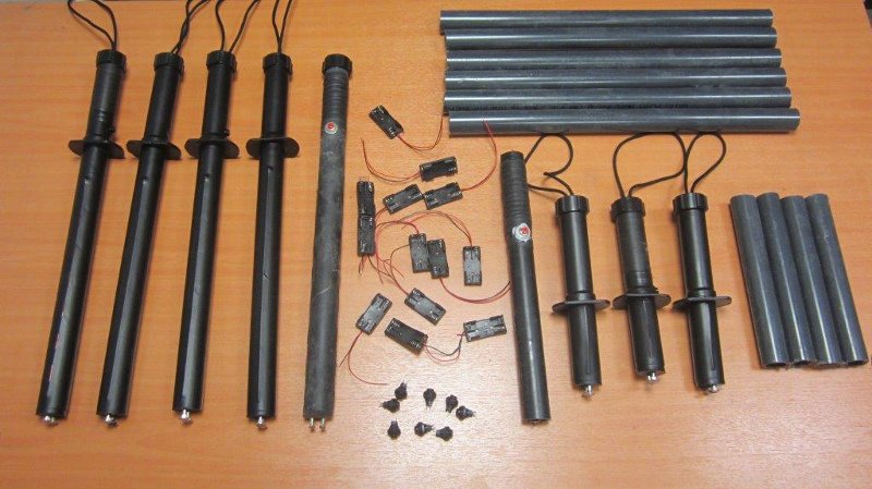 Χειροπέδες σε 51χρονο: Κατασκεύαζε και πουλούσε taser -Τα διαφήμιζε και σε ιστοσελίδα [εικόνες] | iefimerida.gr 0