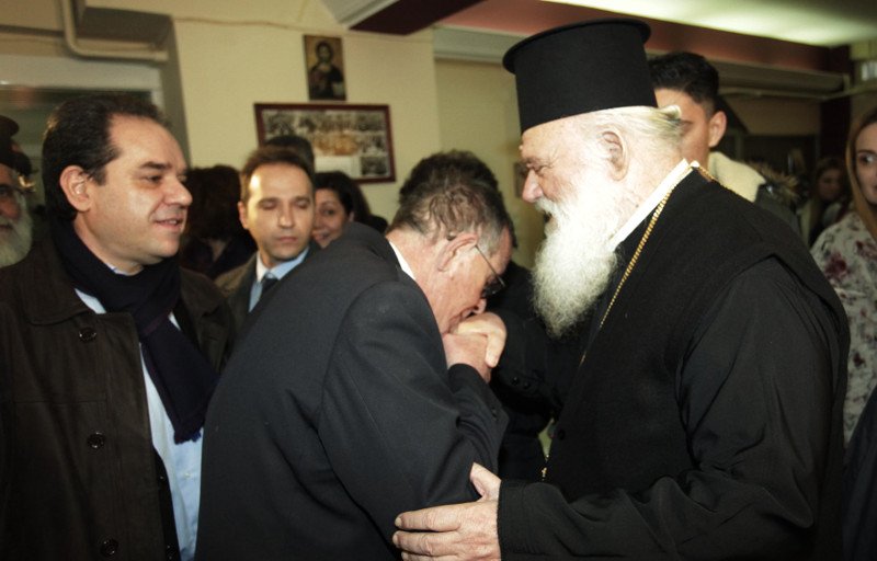 Μουζάλας: Ευχαριστούμε την Εκκλησία για τη μεγαλοκαρδία της και την «Αποστολή» για το έργο της στους πρόσφυγες | iefimerida.gr 0