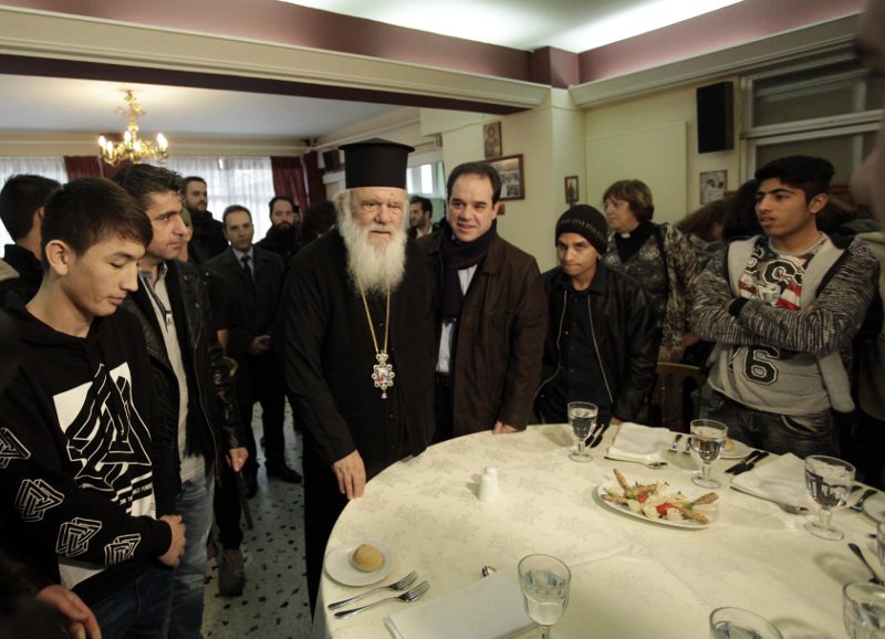 Μουζάλας: Ευχαριστούμε την Εκκλησία για τη μεγαλοκαρδία της και την «Αποστολή» για το έργο της στους πρόσφυγες | iefimerida.gr 3