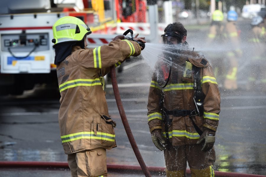 Φωτιά σε Ελληνορθόδοξη εκκλησία στην Αυστραλία [εικόνες] | iefimerida.gr 1