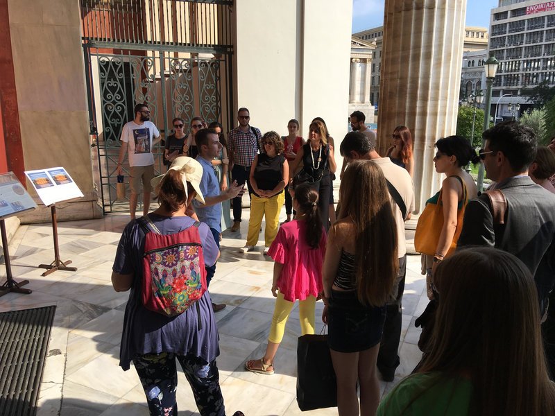 Ξενάγηση στα Προπύλαια του Εθνικού και Καποδιστριακού Πανεπιστημίου Αθηνών⁩ -Εμβληματικός τόπος μνήμης της [εικόνες] | iefimerida.gr 0