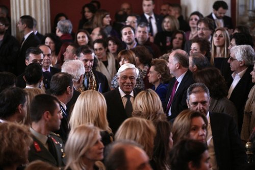 Επίτιμος διδάκτωρ του ΕΚΠΑ ο Πιέρ Μοσκοβισί [εικόνες] | iefimerida.gr 9