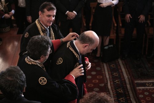 Επίτιμος διδάκτωρ του ΕΚΠΑ ο Πιέρ Μοσκοβισί [εικόνες] | iefimerida.gr 5