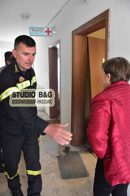 Ναύπλιο: Ισχυρή έκρηξη σε πολυκατοικία που στεγάζονται γραφεία [εικόνες] | iefimerida.gr 0