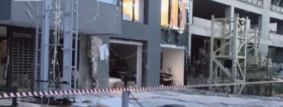Βίντεο: Η στιγμή της ισχυρής έκρηξης στο κατάστημα επίπλων στο Μαρούσι | iefimerida.gr 7