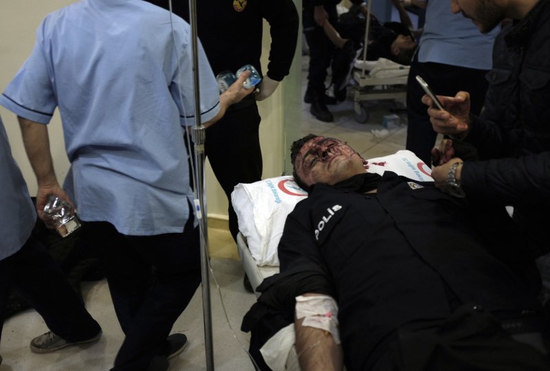 Τρόμος ξανά στην Τουρκία: 38 νεκροί, 155 τραυματίες από τη διπλή επίθεση [εικόνες & βίντεο] | iefimerida.gr 4