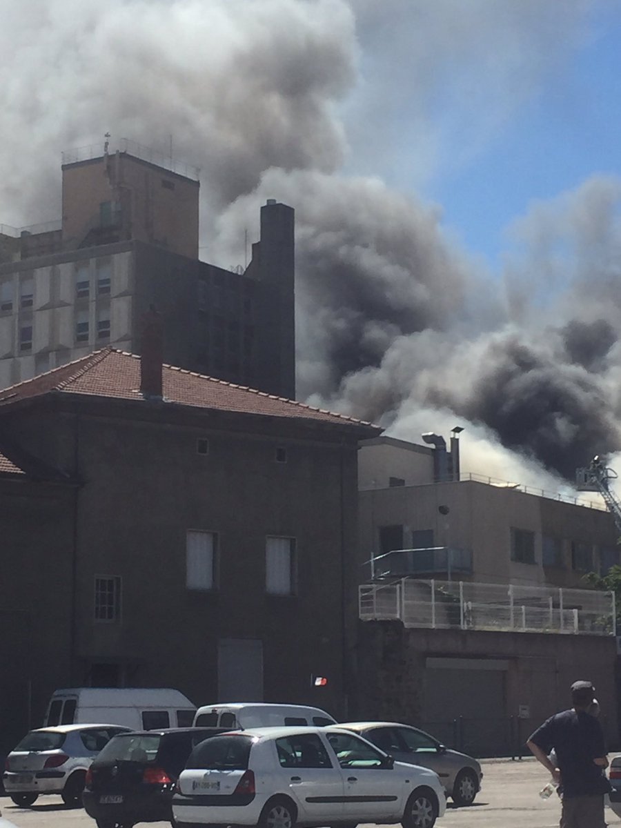 Μεγάλη έκρηξη σε νοσοκομείο της Γαλλίας – Από φιάλη ασετιλίνης [βίντεο] | iefimerida.gr 0