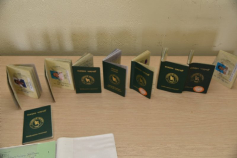 Εξαρθρώθηκε μεγάλο κύκλωμα διακίνησης φτηνών κινητών [εικόνες] | iefimerida.gr 2