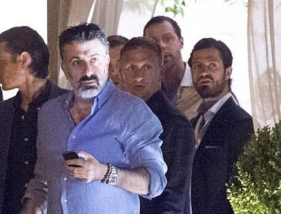 Βασιλικό μπάτσελορ στην Αθήνα -Ο πρίγκιπας της Σουηδίας τα έσπασε σε κλαμπ της Γλυφάδας και της Αίγινας [εικόνες & βίντεο] | iefimerida.gr 3