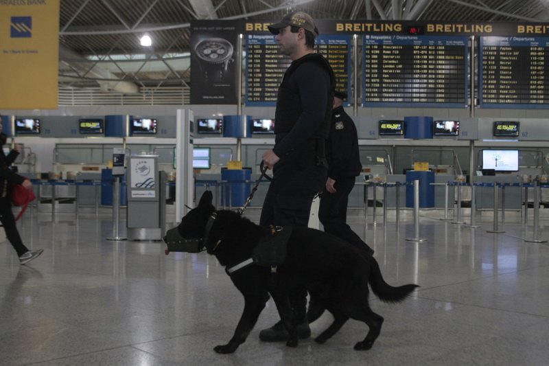 Συναγερμός στο «Ελ. Βενιζέλος» -Αυξημένα μέτρα ασφαλείας μετά το μακελειό στις Βρυξέλλες [εικόνες] | iefimerida.gr 3