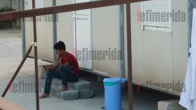 Η πρώτη ημέρα στον καταυλισμό των μεταναστών στον Ελαιώνα [εικόνες] | iefimerida.gr 13