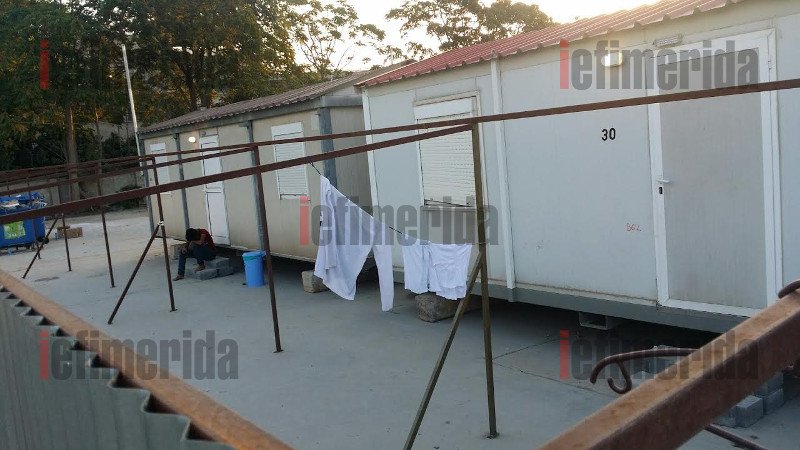 Η πρώτη ημέρα στον καταυλισμό των μεταναστών στον Ελαιώνα [εικόνες] | iefimerida.gr 14